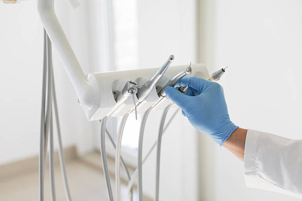 24/7 Emergency Root Canal Treatment experts in North Kingsville, OH
